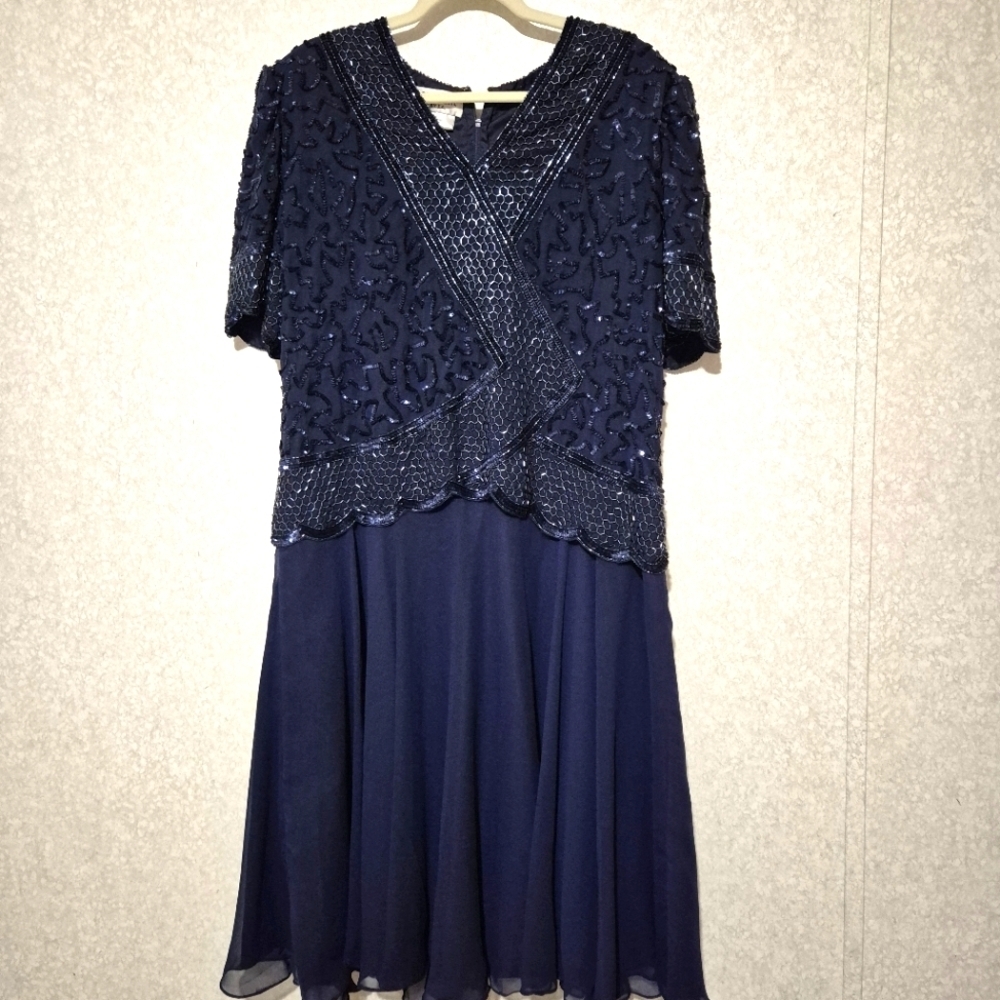 Elegant Navy Blue Women's Dress..SIZE:XXL